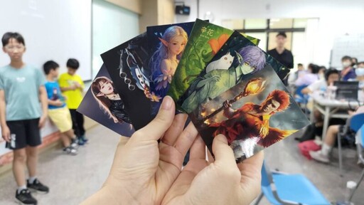 當AI遇見客家植物與詩 高雄國際青少年營隊 成果展現科技與人文的豐富創作