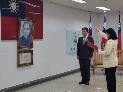 台電台東區營業處舉行新任及卸任處長交接典禮