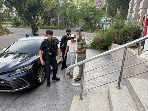 失智翁迷途街頭 八掌警主動關心助聯繫家人