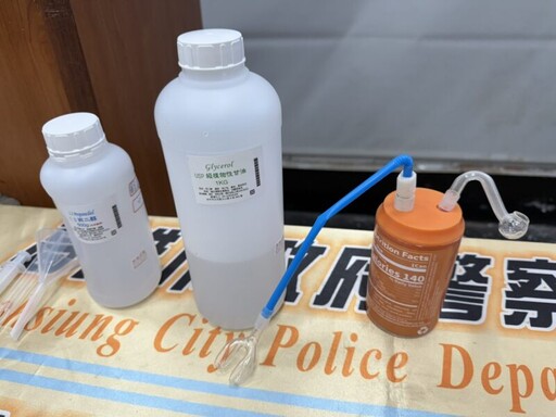 高雄警方查獲毒品逮三名毒販 攔截價值50萬安非他命
