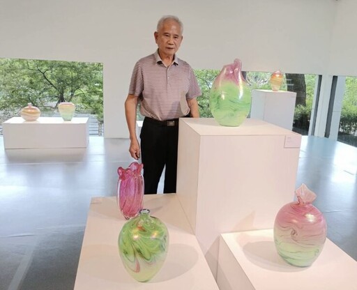 玻璃還原工法創作嚴苛 邱文虎大師個展呈現創作能量