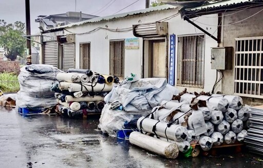 南市備妥帆布與發電機防範楊柳颱風 以利災後迅速復原