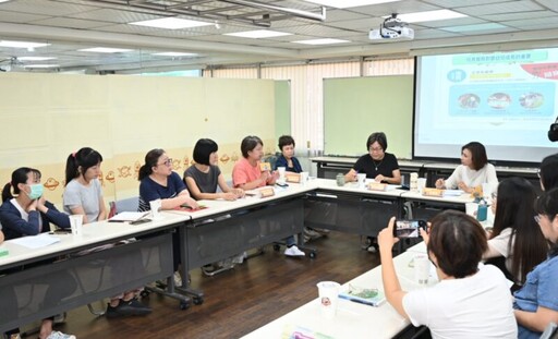 立委邱議瑩拜訪輔育工會 傾聽從業者心聲共創三贏