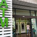 高雄郵局提民眾：詐團無孔不入，不僅騙你錢還要你賣帳戶、背刑責