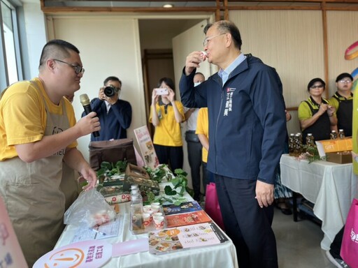 中秋送禮最佳選擇 高市勞工局偕企業團體行銷庇護工場禮盒