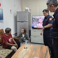 邱議瑩關懷美濃受傷阿婆 協助度過難關