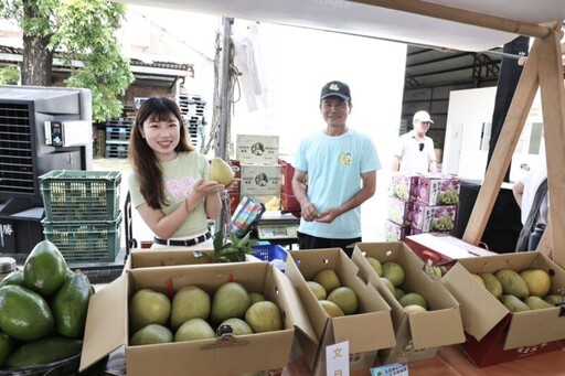 「麻豆柚感生活節」登場 黃偉哲致敬堅韌農民、感謝災後復原