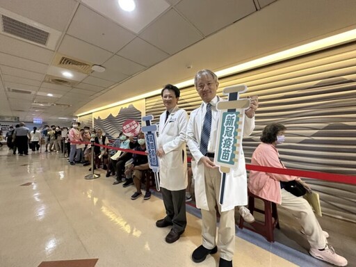 公費流感和新冠疫苗開打 高醫設置「快打站」 隨到隨打守護全民健康