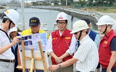陳其邁視察永安排水 確保高雄防汛準備順暢