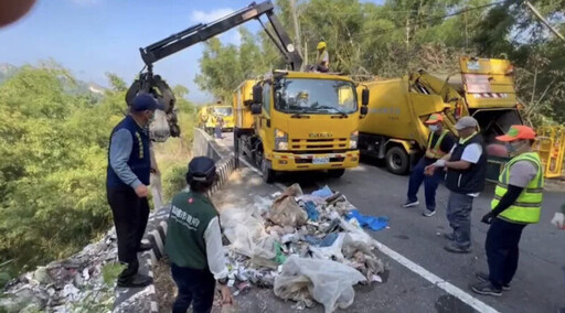 月世界也出現現垃圾山 陳美雅痛批：政府怠惰失職，放任自然寶地被毀！