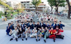 高市圖推動公私協力 企業共伴美濃閱讀、文化扎根