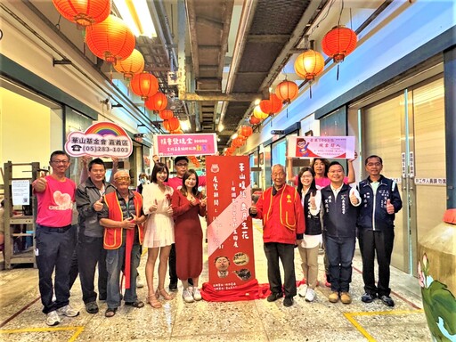 賞陶藝、做公益 華山暖陶歲月生花開放公益義賣