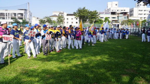 中油石化事業部舉辦壘球賽精進職安和勞資和諧 21隊共400名好手共襄盛舉