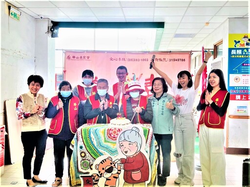 華山六腳建站15週年 孤老體驗挑戰童趣烤畫製作