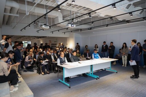 立委賴瑞隆率經委會考察亞灣區 關注經濟、交通百年發展