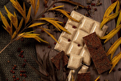 蟬聯3屆世界冠軍的「巧克力女王」！2024世界巧克力大賽吳葵妮狂奪7獎、創新活用調酒和禁忌食材！