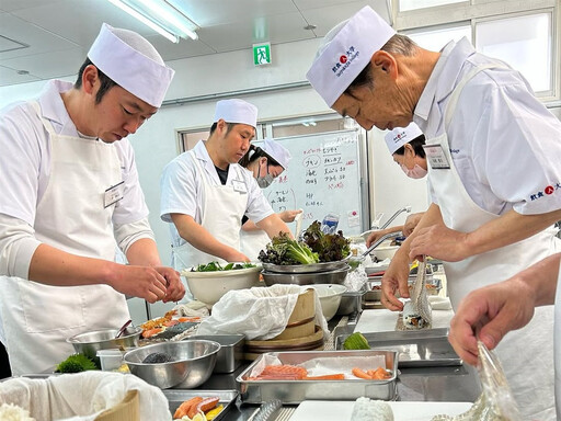 日本餐飲學校「飲食人大學」登台開設分校！3個月培訓日料職人直通米其林餐廳！