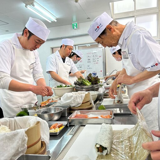 從零到星級日料職人只要三個月！「飲食人大學」7月開課、6/26起限時報名送價值15,000元刀具