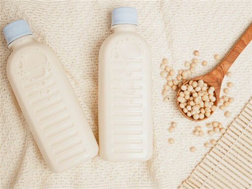 無糖、高蛋白成新主流 豆漿從傳統早餐飲品變身健康風潮代表