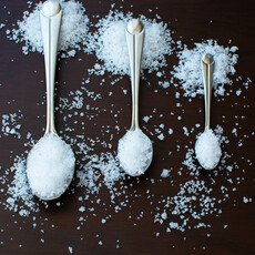 WHO警告全球鹽攝取超標兩倍 食品業掀起減鈉創新浪潮