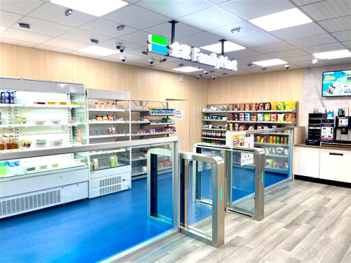 全家攻微型商圈!科技店4.0導入AI鏡頭與無感支付 結帳直接走人