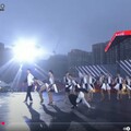 台灣燈會無雨備！舞者雨中表演「5分鐘12摔」 網轟：官員腦袋裝什麼？