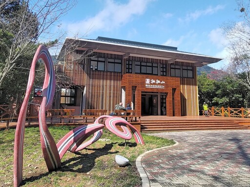 與森林共舞 林業署新竹分署拉拉山國家森林遊樂區公共藝術嶄新亮相