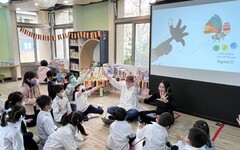 推動國際閱讀從小扎根 中市邀比利時童書主編翻玩繪本創意