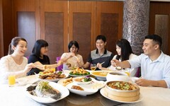 讓媽咪一吃秒讚就這家 台南大飯店母親節食豪華美饌再送全家福拍攝