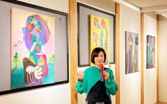 營造咖啡館藝文沙龍 「純粹時光」紫芹藝術個展即日起至竹市路易莎武陵店展出