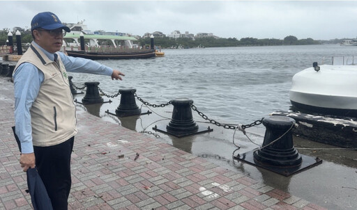 凱米颱風登入黃偉哲召開防災整備會議並視察安平漁人碼頭、抽水站