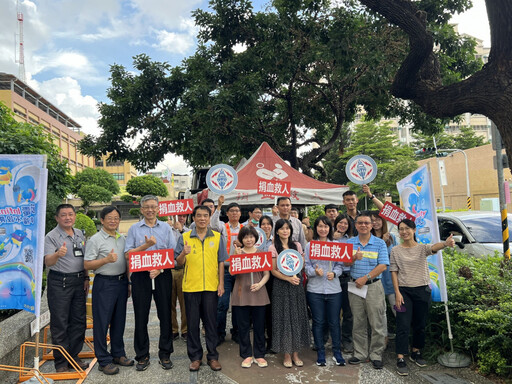 台電鳳山區處搶修女豪傑 捲袖熱心參與捐血