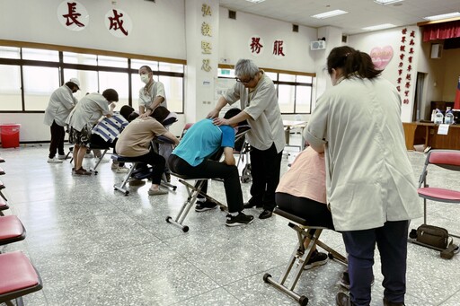 台電新竹區處落實CSR送暖關懷社會弱勢 義賣傳愛支持慢飛兒庇護工場