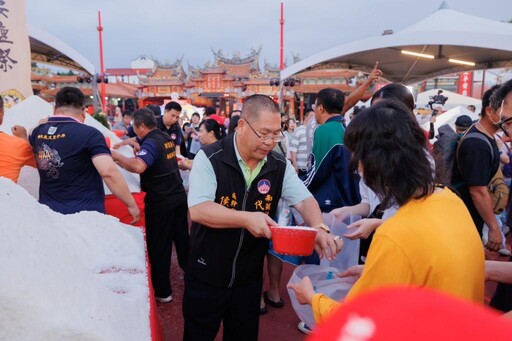 鯤鯓王平安鹽祭圓滿達陣 跋桮挑戰賽16萬8888元得主出爐