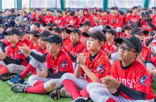 中大紅襪棒球打擊練習場啟用 張善政：持續推動桃園體育發展