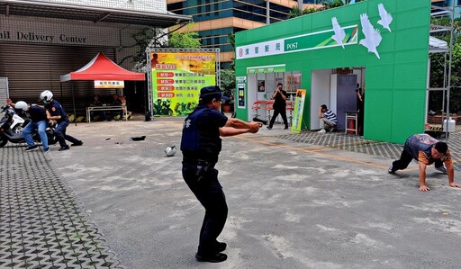 臺南警消郵攜手防災先行 郵政機構聯合演習逼真