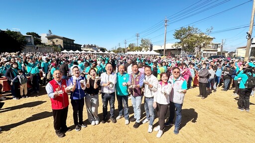 桃園首屆平鎮區農會蘿蔔節 採蘿蔔、醃蘿蔔，見證平鎮蘿蔔世界級風采趣！