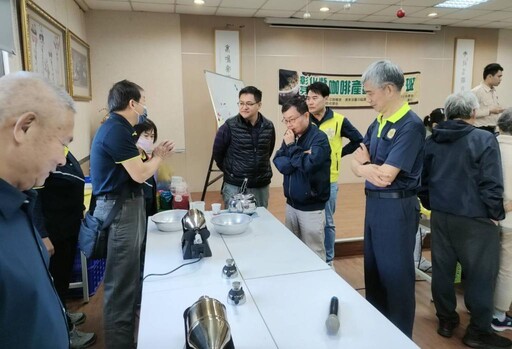 中彰榮家住民體驗咖啡饗宴 芬園好「咖」瘋豆趣