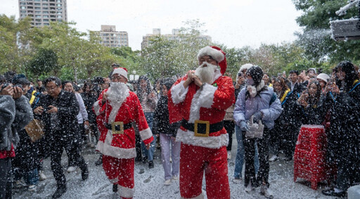 超強聖誕雙驚喜！東海大學白雪神駒迎佳節 路思義百響鐘聲傳平安