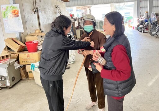 榮服感謝吳芷瑩及鍾川上發揮大愛助雲林向學青年歡度春節