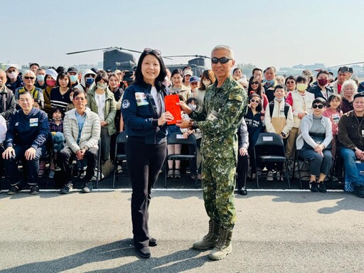 中華航空支持國防 春節前敬軍慰勞國軍部隊辛勞