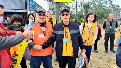 旅居南臺灣7金同會聯合新春團拜 屏東金同會接棒明年輪辦