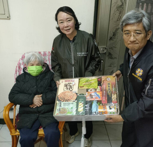 氣候冷熱交替變換！雲林榮服處到府溫馨慰問年長榮民眷