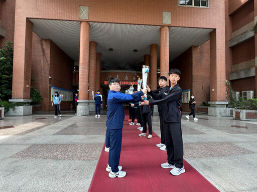 金金相傳 北區接棒 全中運聖火點亮全臺競技榮光