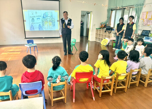 竹縣新埔鎮推動廉潔教育雙園齊開跑 廉政志工說故事深植誠信環保理念