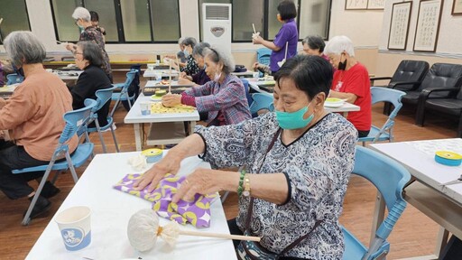 中彰榮家聯結彰師大 與住民長輩經絡品茗樂融融