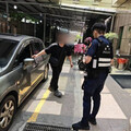 分秒必爭！蘆竹警開道 助病危民眾火速送醫