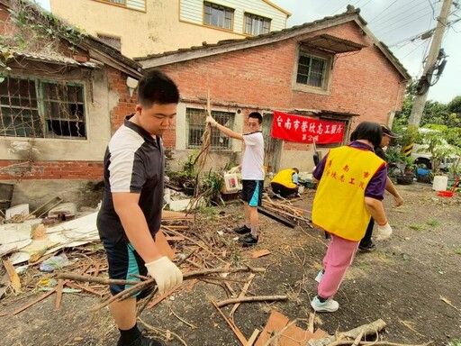 南市榮服處榮欣志工替代役弟兄 助榮民爺爺清淨家園顧厝邊