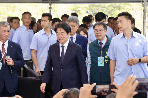 八田與一技師逝世83週年追思紀念會 黃偉哲致贈「八田穗越」稻米盼傳達八田精神