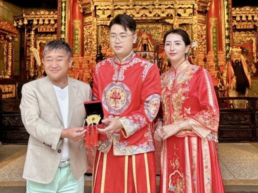 百年好合、幸福美滿 桃園大廟景福宮首辦婚禮神明見證新人良緣寫下新頁